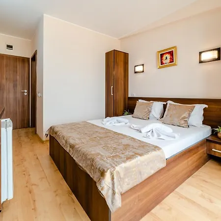 Casa Royal Pe Plaja Belona Vendégház