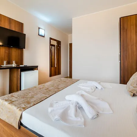 Vendégház Casa Royal Pe Plaja Belona 3*