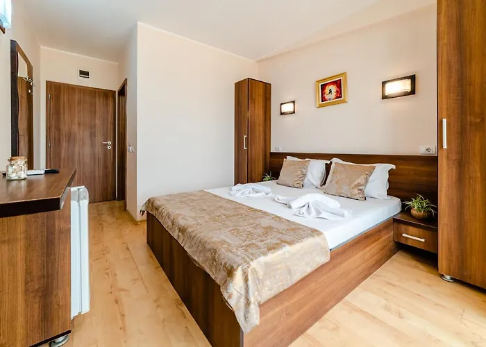 Casa Royal Pe Plaja Belona Vendégház