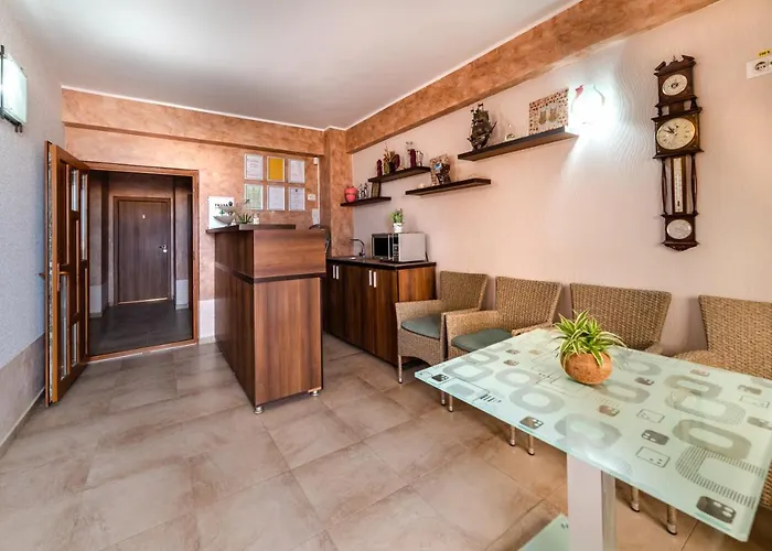 Casa Royal Pe Plaja Belona 3* Észak-Eforie