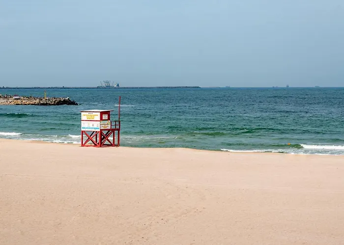 Casa Royal Pe Plaja Belona